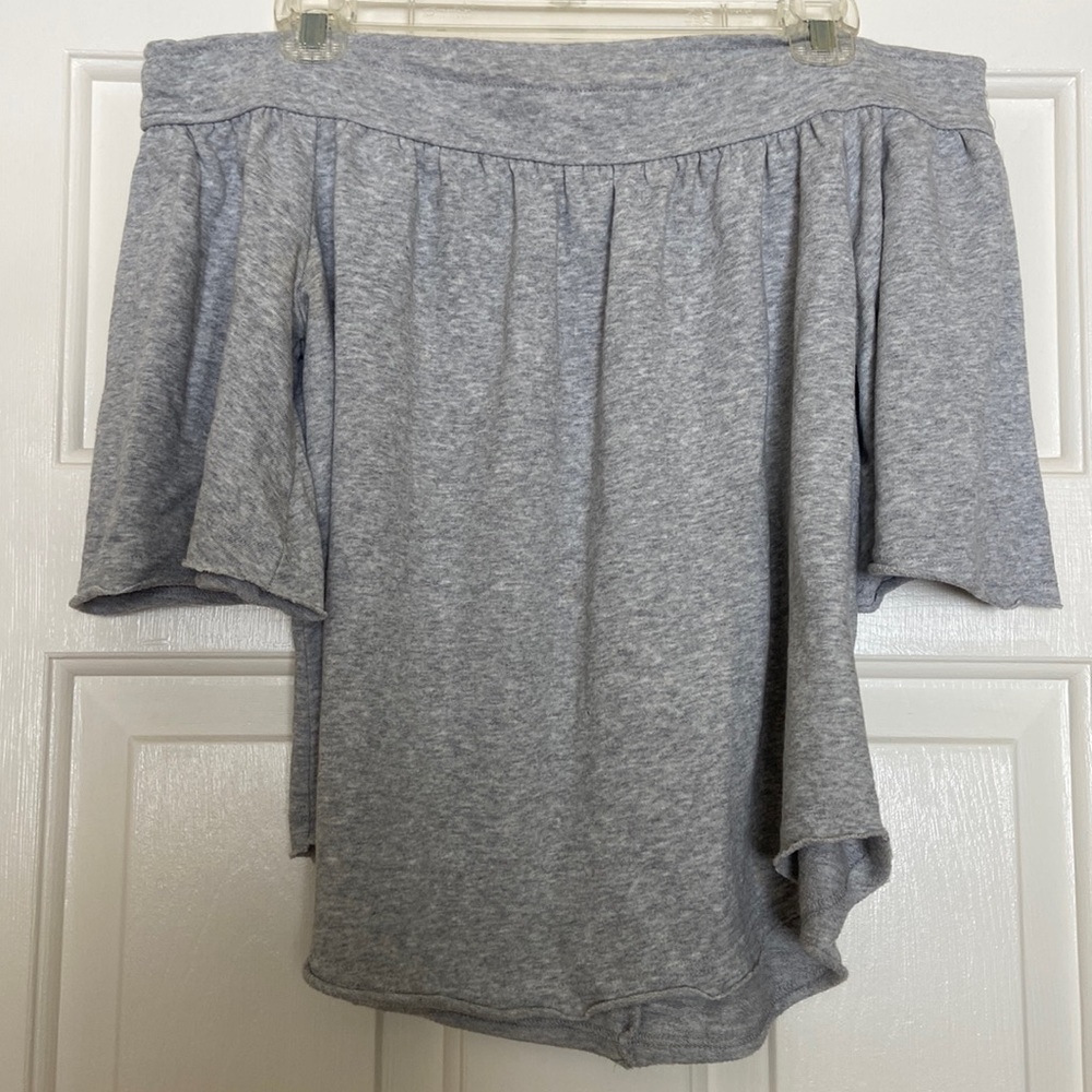 Off shoulder top size M